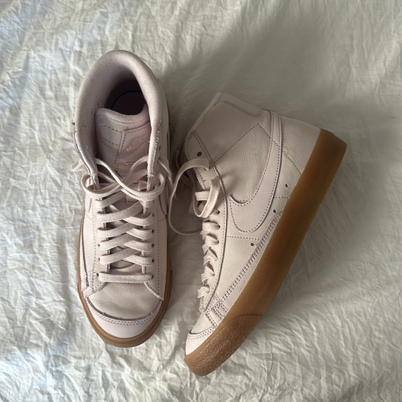 Nike Blazer Mid Premium in Pearl Pink Lavendar Leather Lace Up Sneakers 7 - Picture 7 of 7